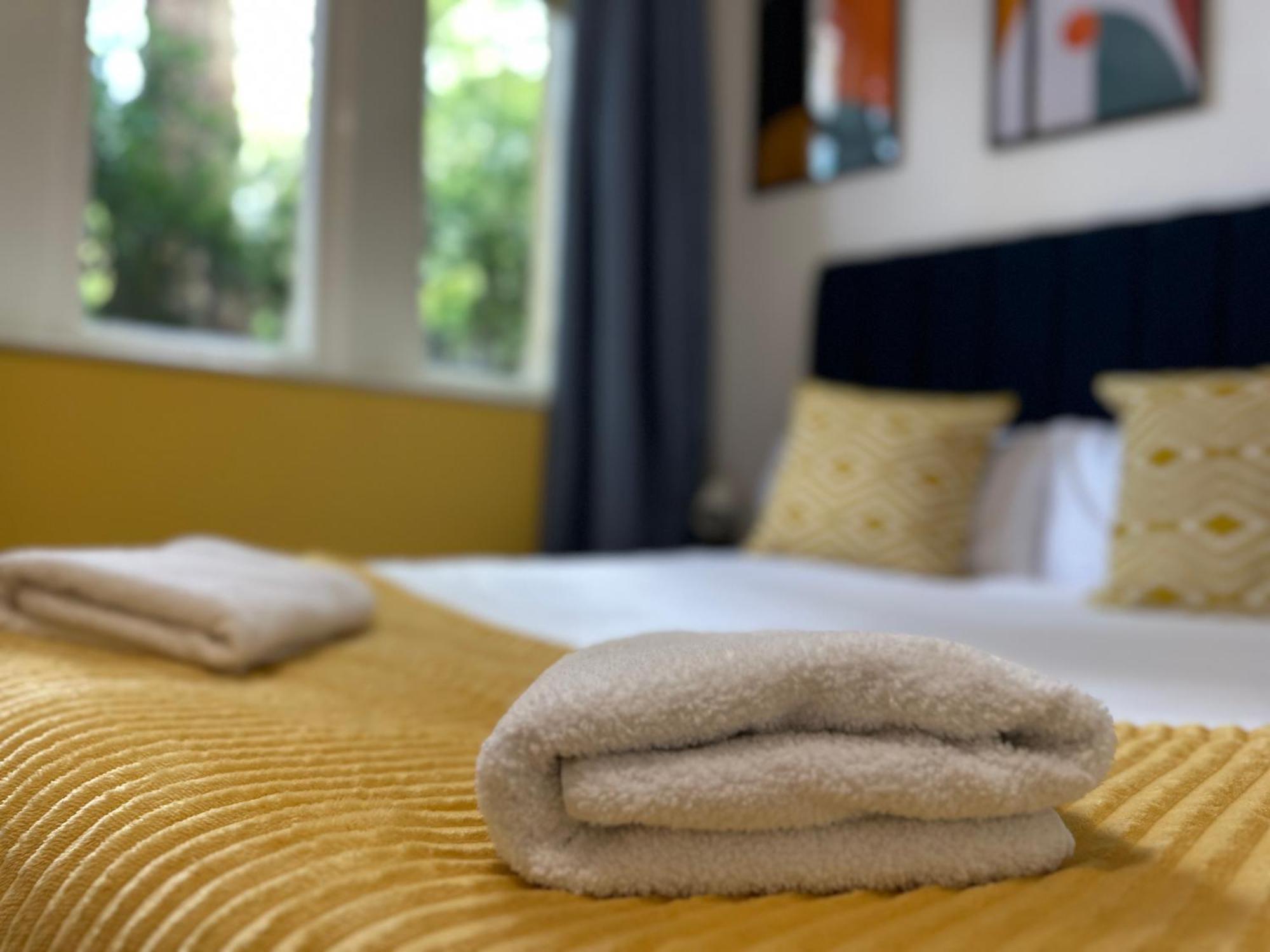 Great Offers On Long Stays!! Laluna Apartments Gateshead Exteriör bild