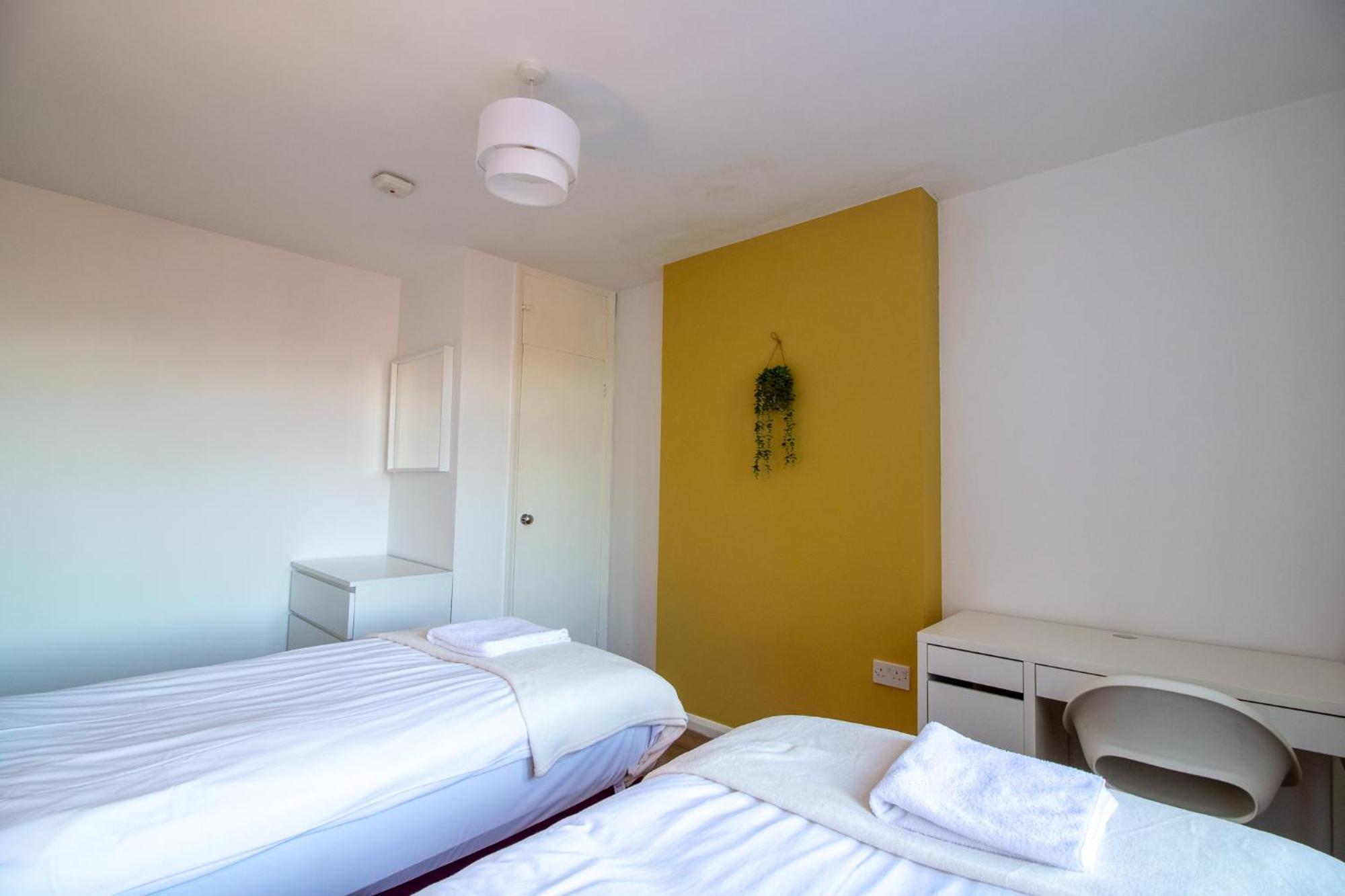 Great Offers On Long Stays!! Laluna Apartments Gateshead Exteriör bild