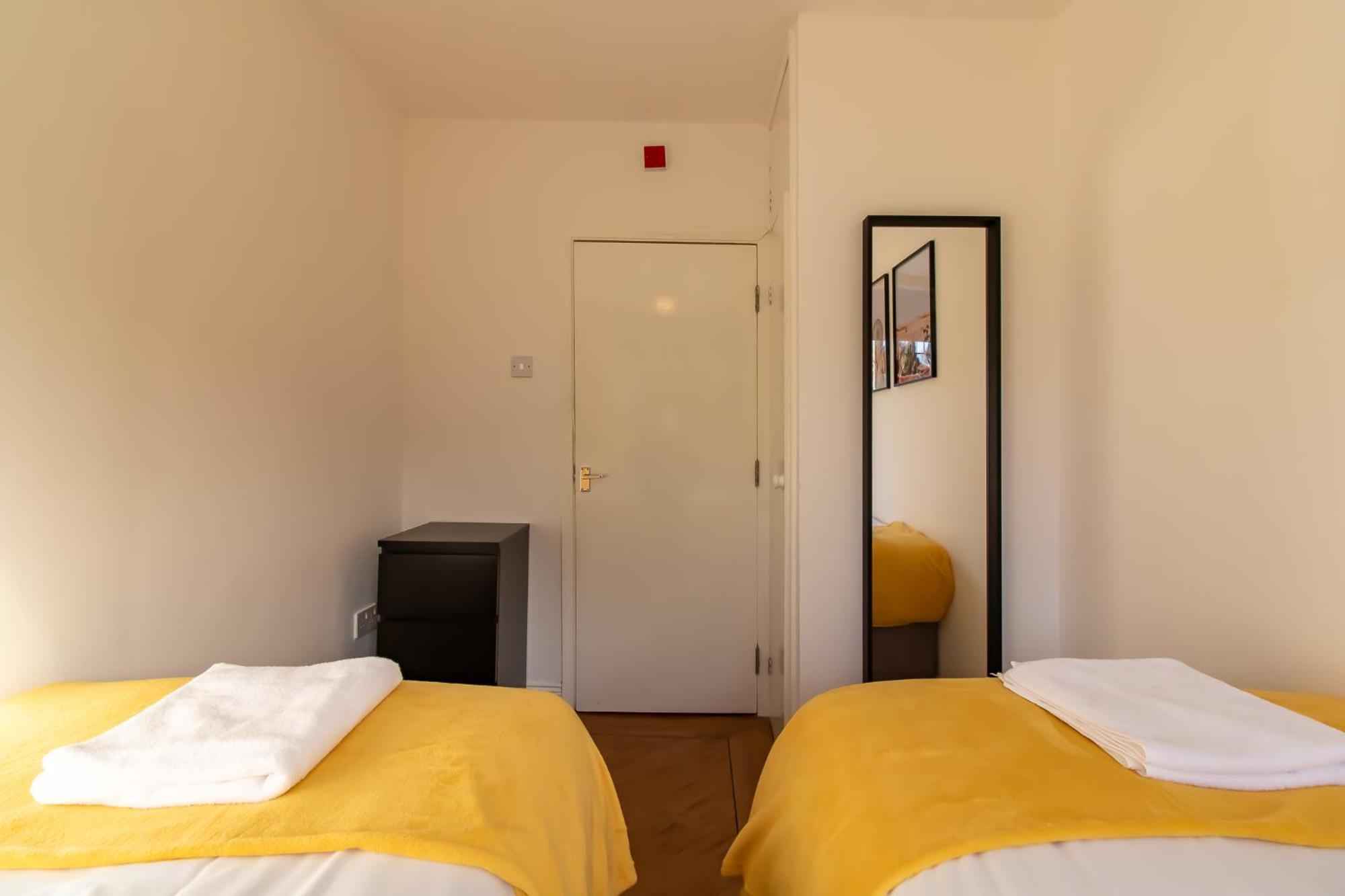Great Offers On Long Stays!! Laluna Apartments Gateshead Exteriör bild